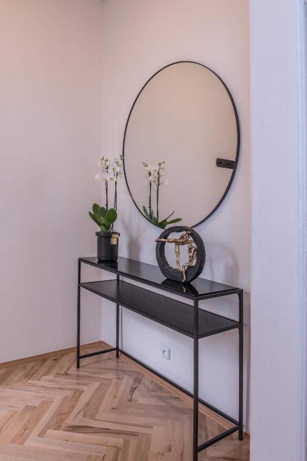 New Design Apt - Central Location Wenceslas Square プラハ エクステリア 写真