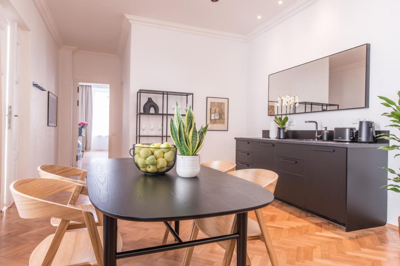 New Design Apt - Central Location Wenceslas Square プラハ エクステリア 写真